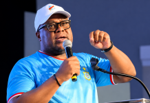 RDC : Félix Tshisekedi dénonce le « chien » des étrangers lors d’une rencontre avec la diaspora à Houston